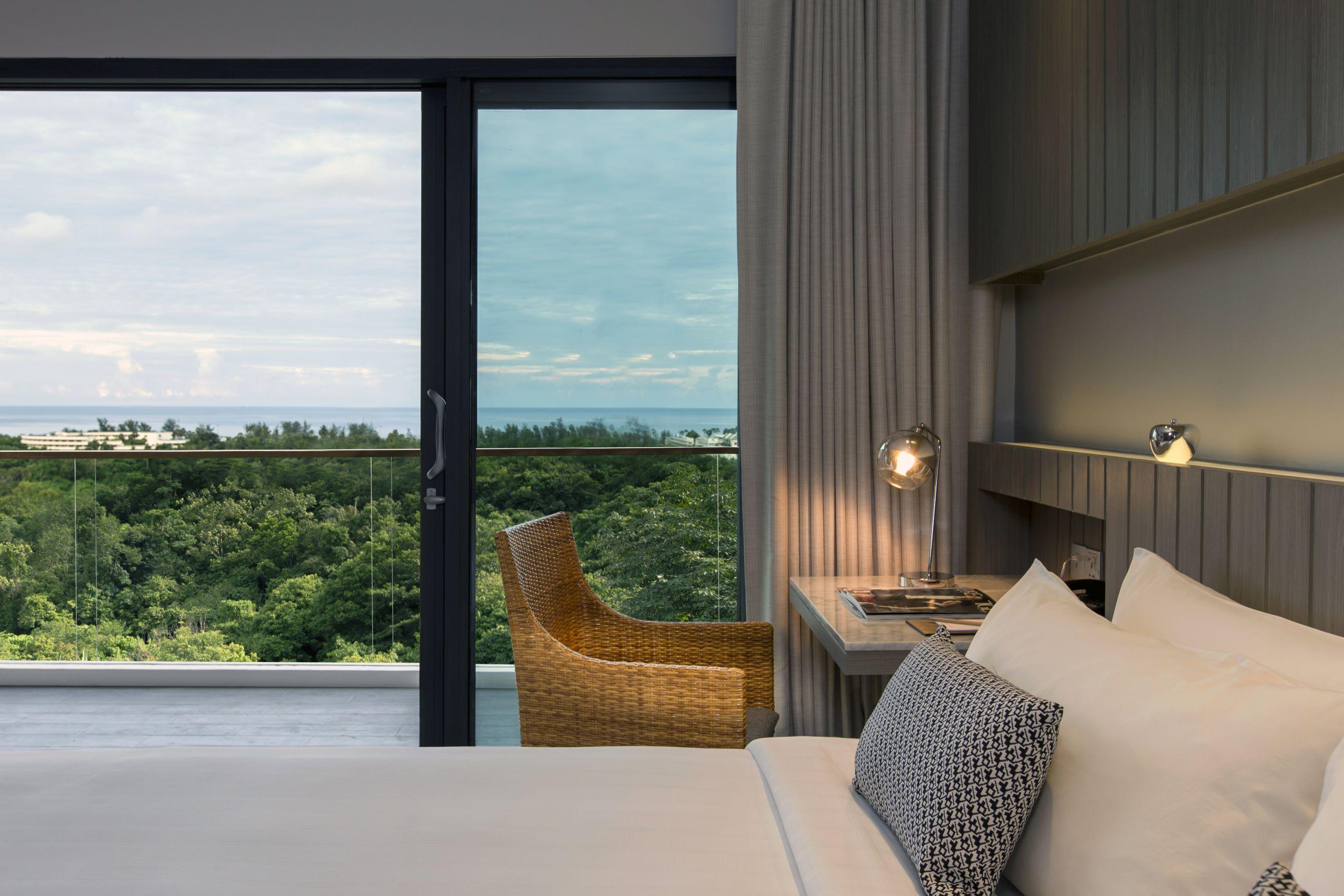 Hotel IKON Phuket - SHA Plus Karon Exterior foto