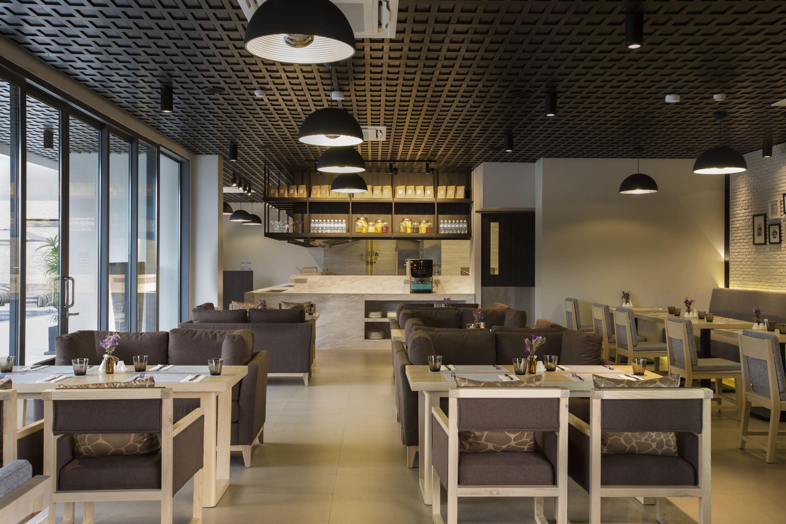 Hotel IKON Phuket - SHA Plus Karon Exterior foto
