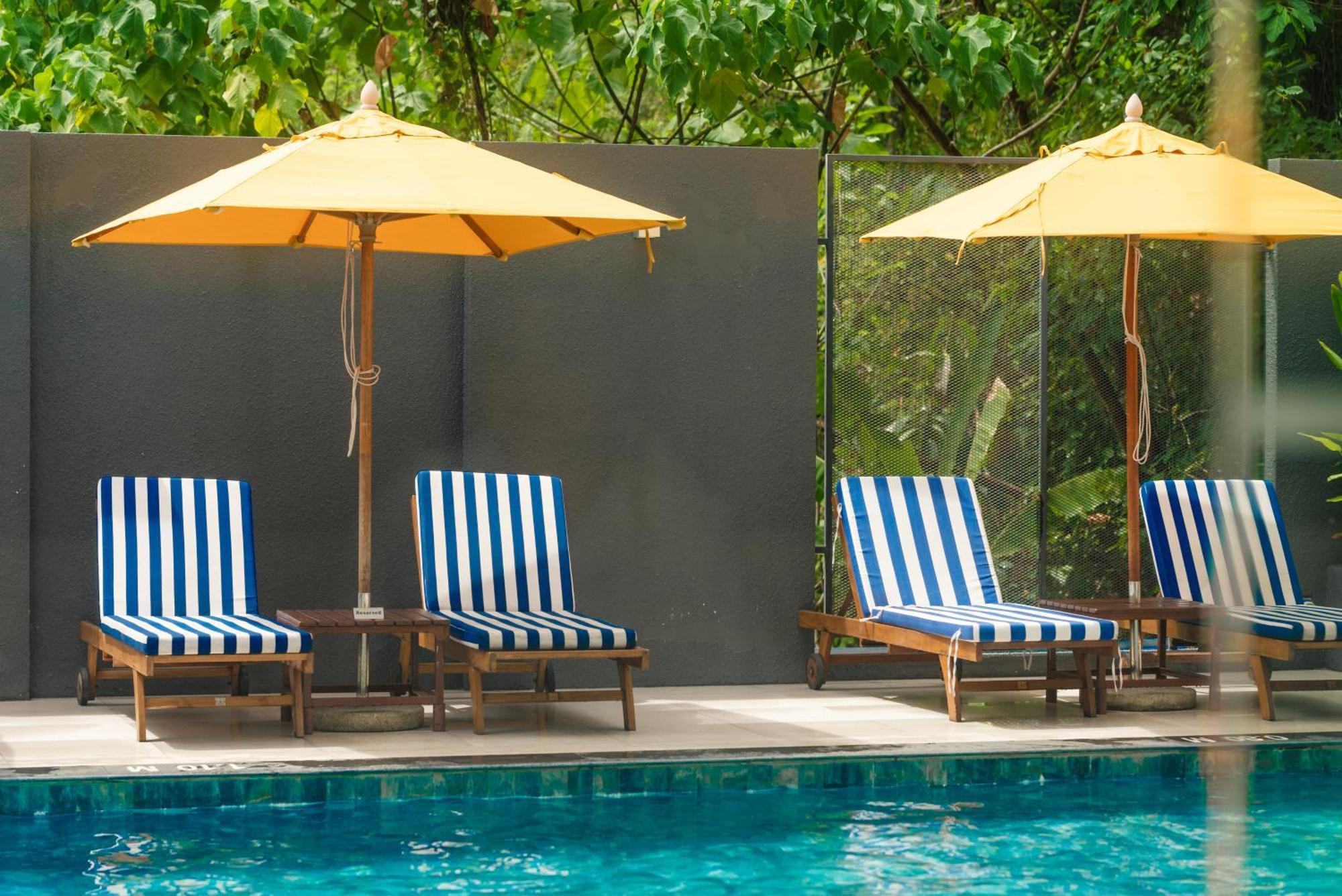 Hotel IKON Phuket - SHA Plus Karon Exterior foto
