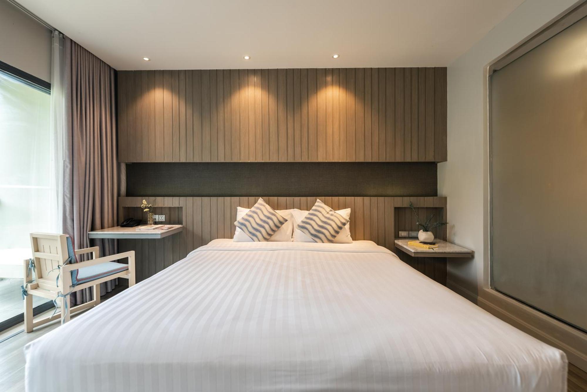 Hotel IKON Phuket - SHA Plus Karon Exterior foto